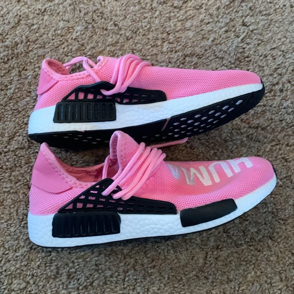New slide on sneakers - Picture 3 of 5